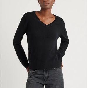 Size M Mongolian Cashmere sweater from Quince!